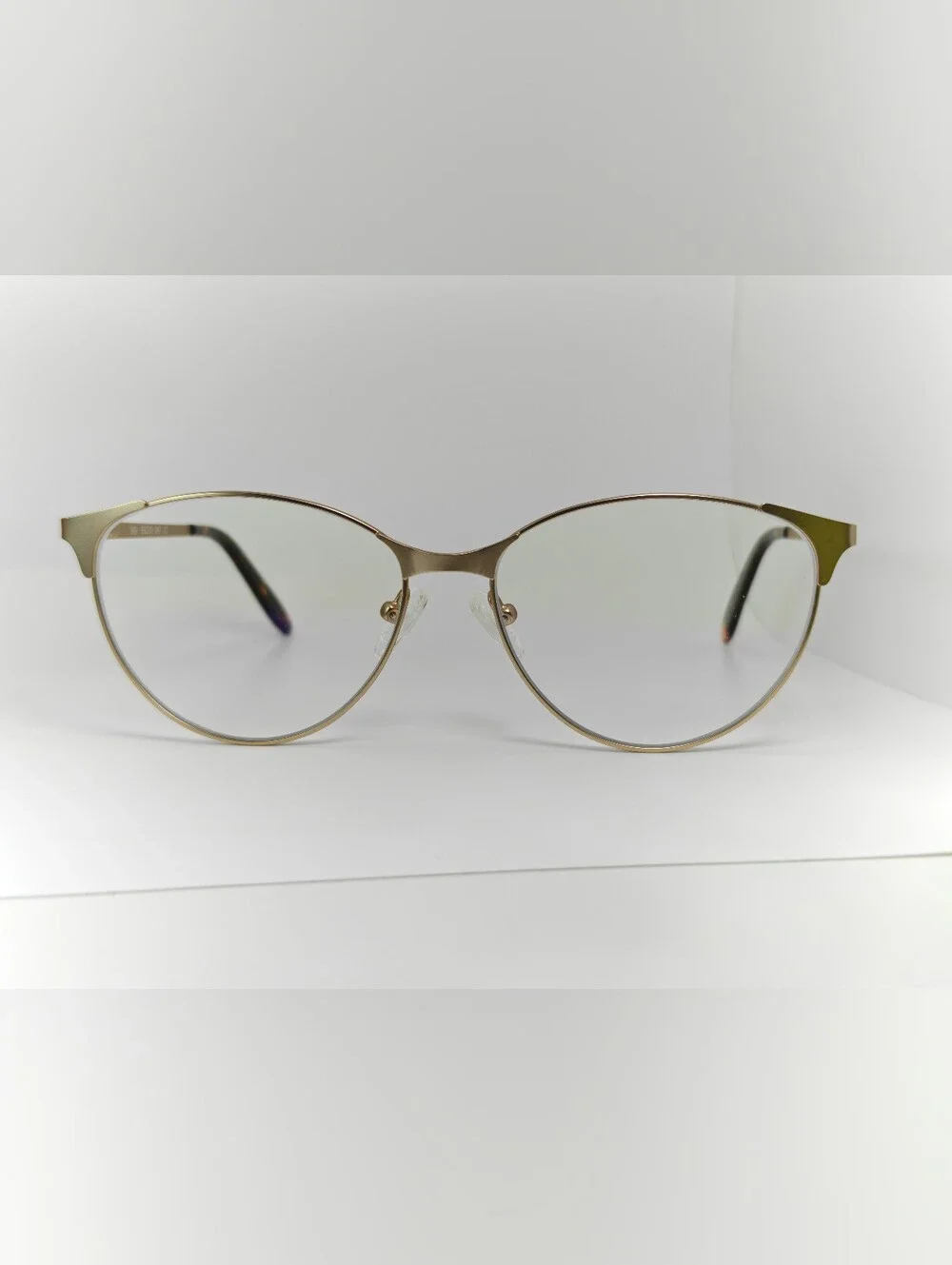 Sisi. Women's Brushed Gold Metal Round Frame Eyeglasses. Cat Eye